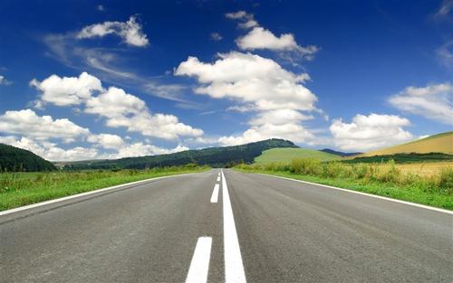 物(wù)流運輸車(chē)輛公(gōng)司如何避免追尾