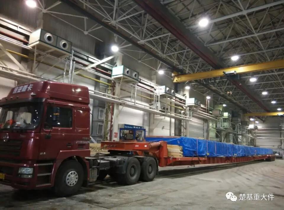 風電(diàn)磨具(jù)吊裝(zhuāng)運輸