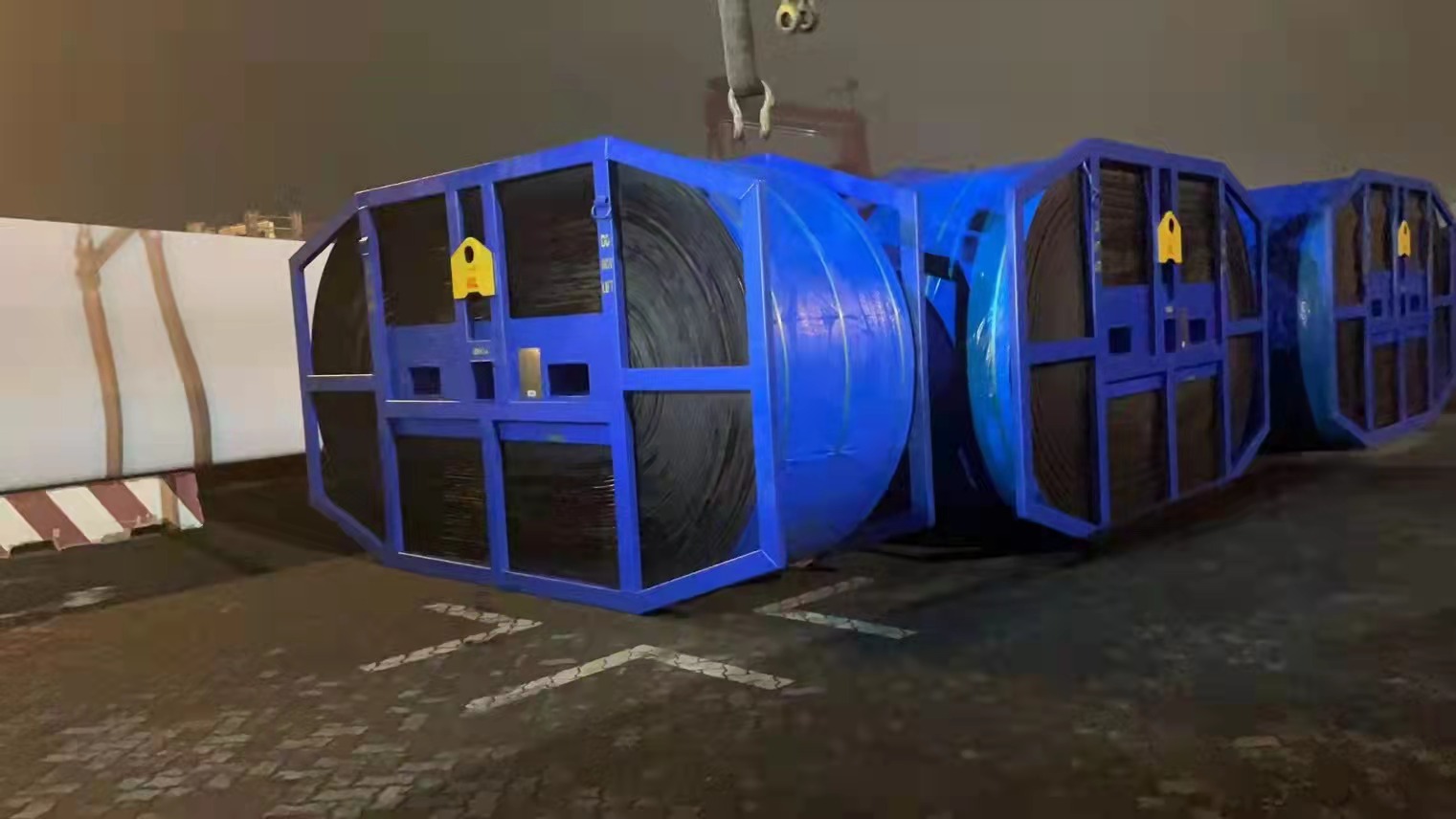 出口傳輸帶運輸，楚基物(wù)流